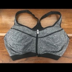 Knockout Sports Bra Front Zip